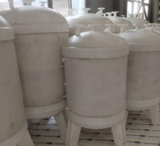 聚丙烯儲罐